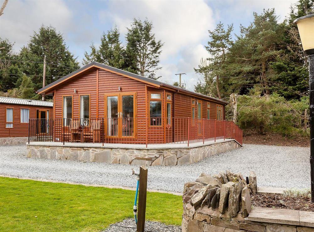 Delightful log cabin-style holiday home at Thistle Lodge in Nether Coul, near Auchterarder, Perthshire
