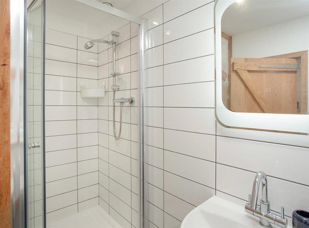Shower room (photo 2) at Thorne Farm Annexe in Lympstone, Devon