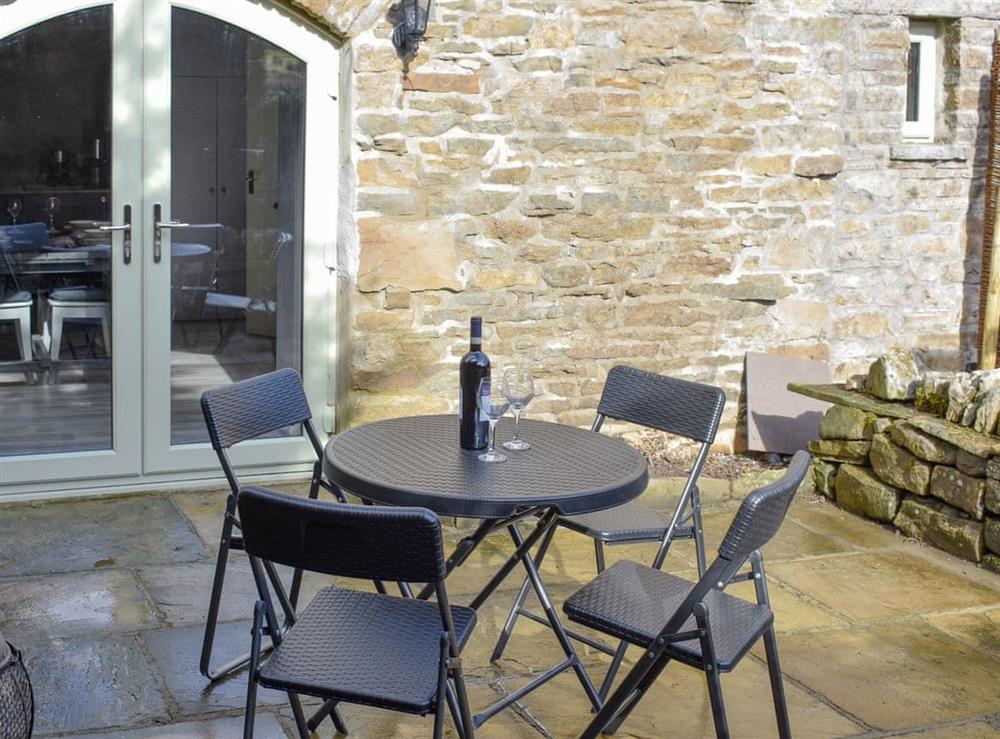 Sitting-out-area at Thorneymire Cottage in Appersett, near Hawes, North Yorkshire