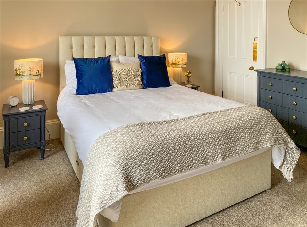 Double bedroom (photo 2) at Thornlie in Blairemore, near Dunoon, Argyll