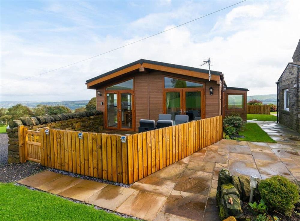 Exterior at Thornton Park Holiday Home in Ripponden, West Yorkshire