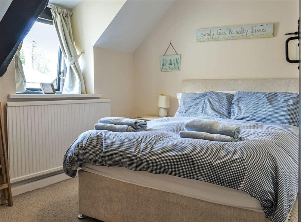 Double bedroom at Thorntree Cottage in Colaton Raleigh, Devon
