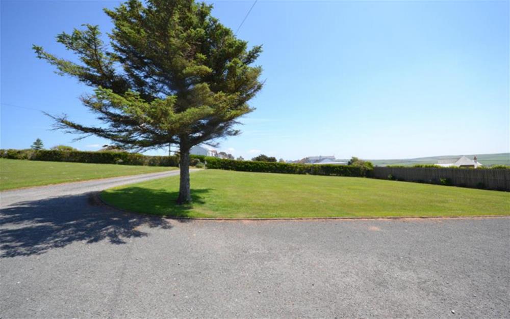 Ample parking and rear lawn at Thorpe Arnold Major in Thurlestone