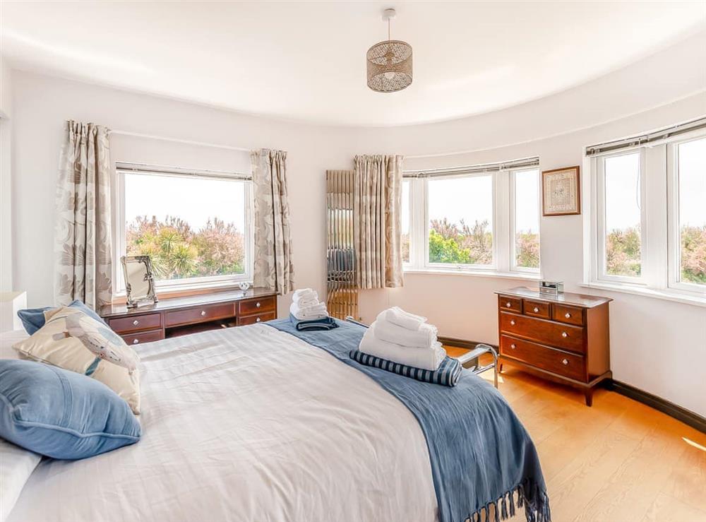 King bedroom (photo 3) at Three Decks in Elmer, West Sussex