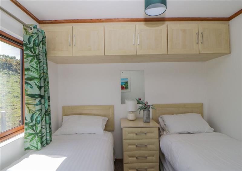 A bedroom in Three Views Lodge (photo 2) at Three Views Lodge, Millbrook