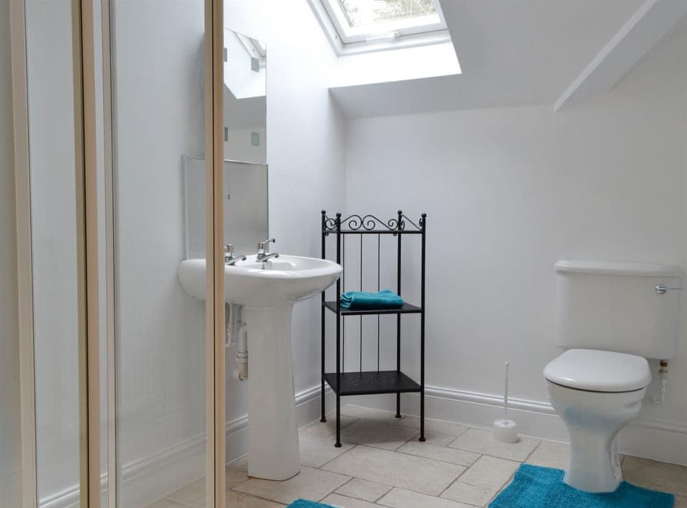 Shower room at Three Ways in Lypiatt Hill, near Stroud, Gloucestershire