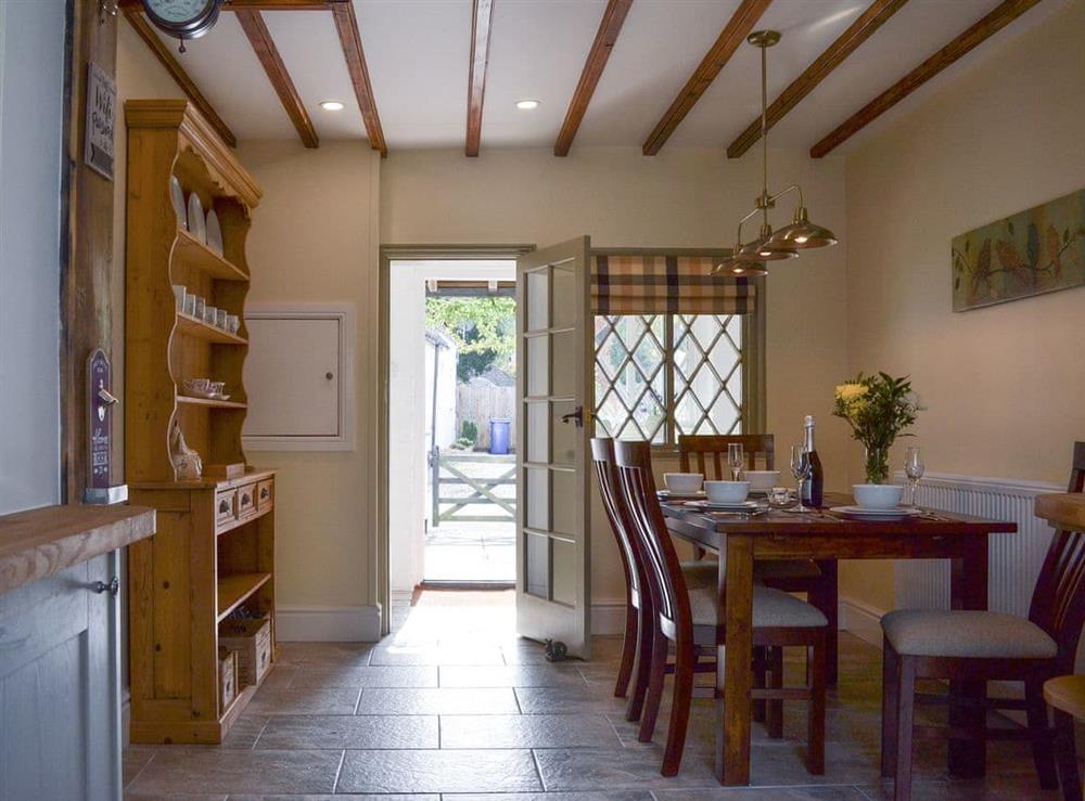 Kitchen with dining area at Thwaite Cottage in Sigglesthorne, near Hornsea, North Humberside