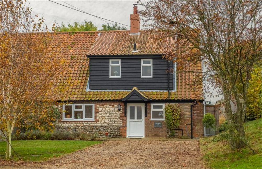 Thyme Cottage is located in a rural setting at Thyme Cottage, Thornham near Hunstanton