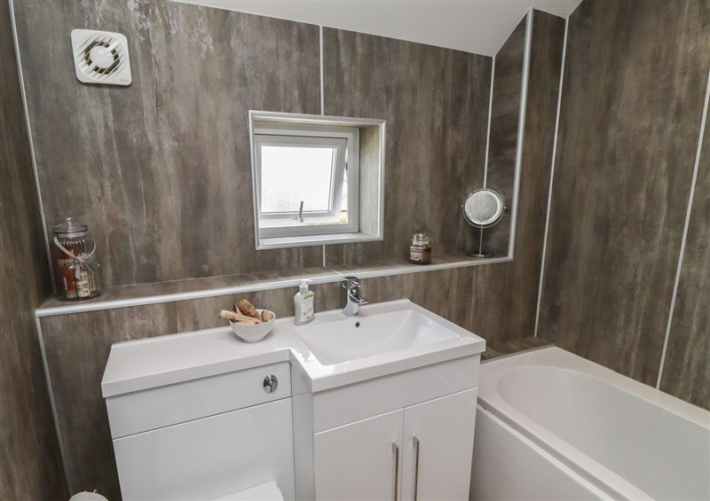 The bathroom (photo 2) at Tidal Watch, Seahouses