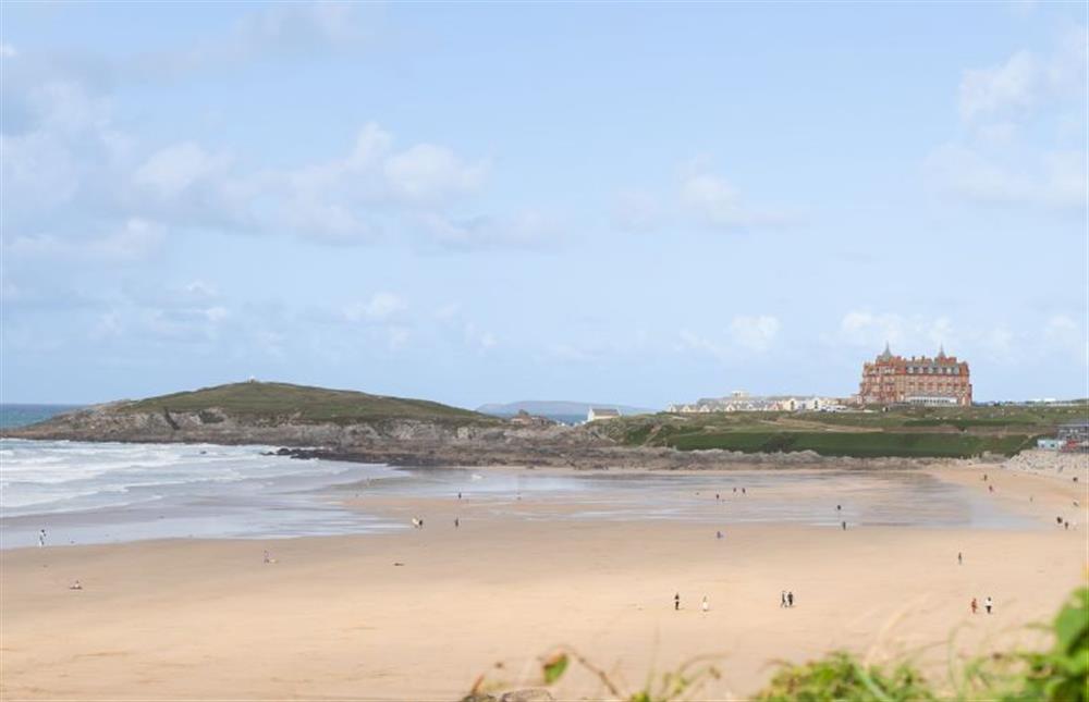 A short stroll away from the beautiful Fistral Beach at Tidelines, Newquay