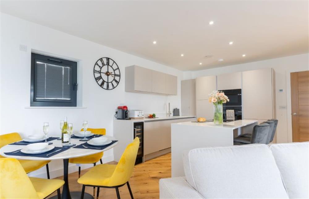 The dining area offers comfortably seats four guests at Tidelines, Newquay