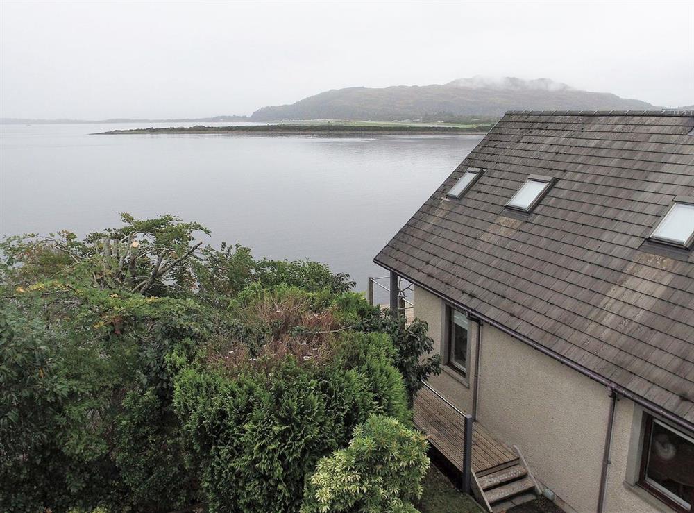 Stunning detached property is perched on the edge of the crystal clear waters of Loch Etive (photo 4) at Tidereach in Connel, near Oban, Argyll and Bute, Scotland