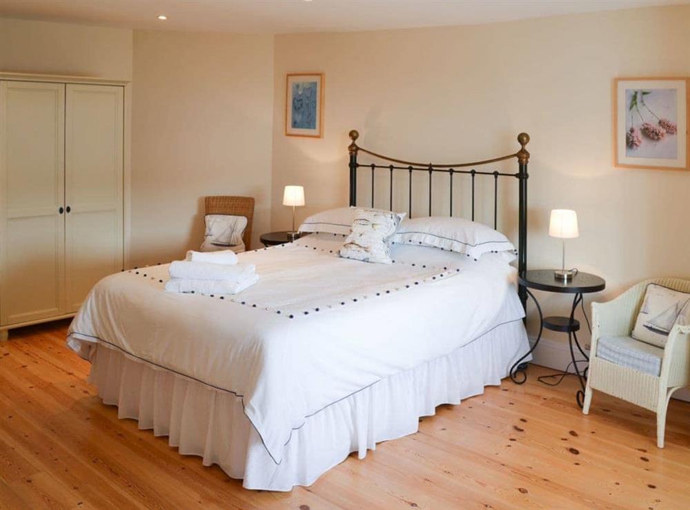 Cosy and romantic double bedroom at Tides Reach in Fowey, Cornwall., Great Britain