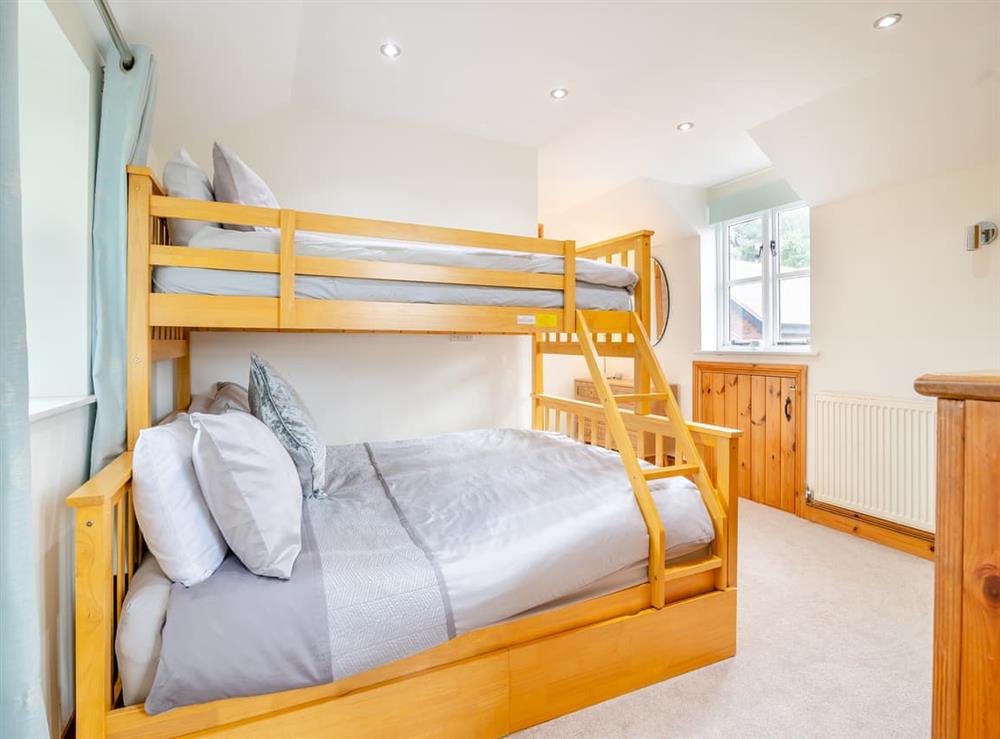 Bunk bedroom at Tidnor Cross Mews in Lugwardine, near Hereford, Herefordshire