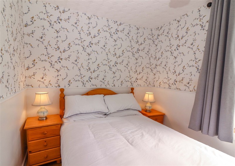 This is a bedroom (photo 4) at Tig Davy, Mullagh