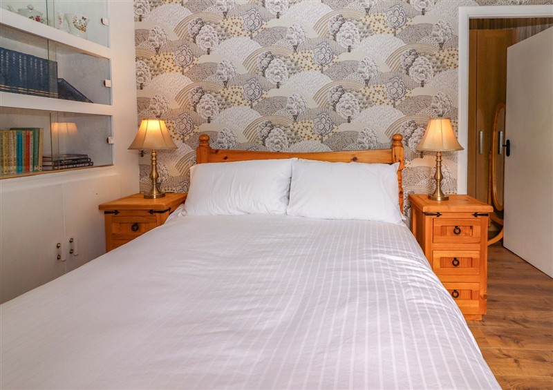 This is a bedroom at Tig Davy, Mullagh