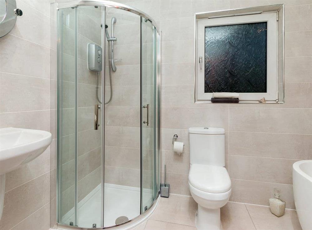 En-suite shower room at Tigh Na Beannaich  in Powmill, near Dollar, Clackmannanshire