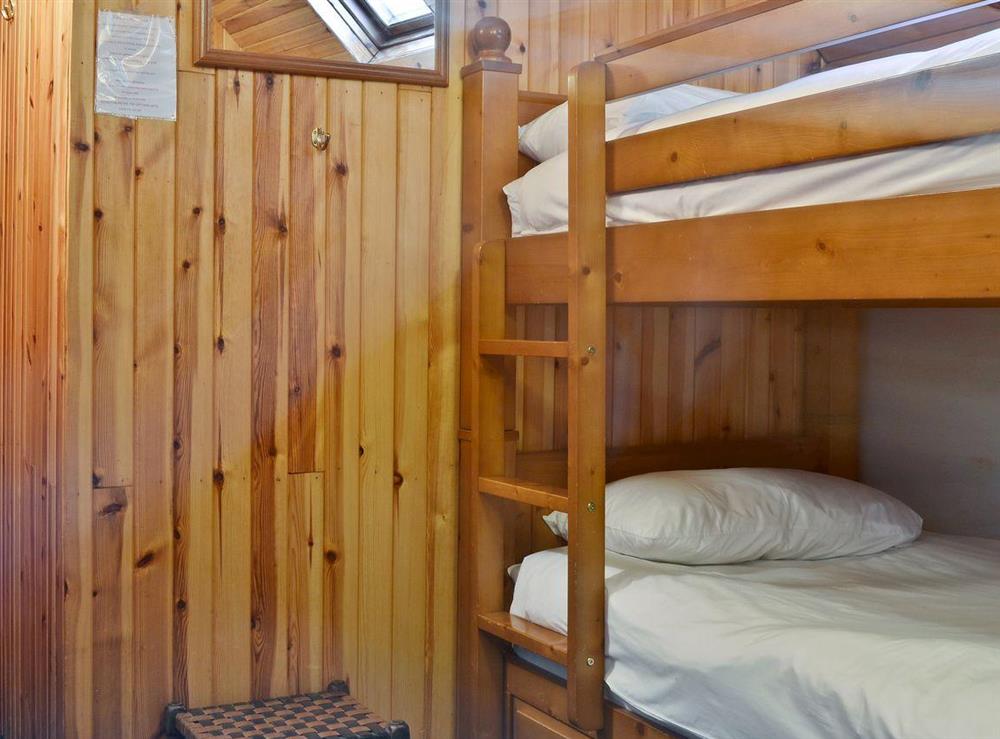 Double bunk room at Tigh na Caoiraich in Invergarry, Tomdoun, Inverness-Shire