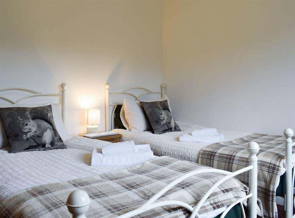 Comfortable twin bedroom at Tigh Raineach in Strathyre, Callander, Perthshire