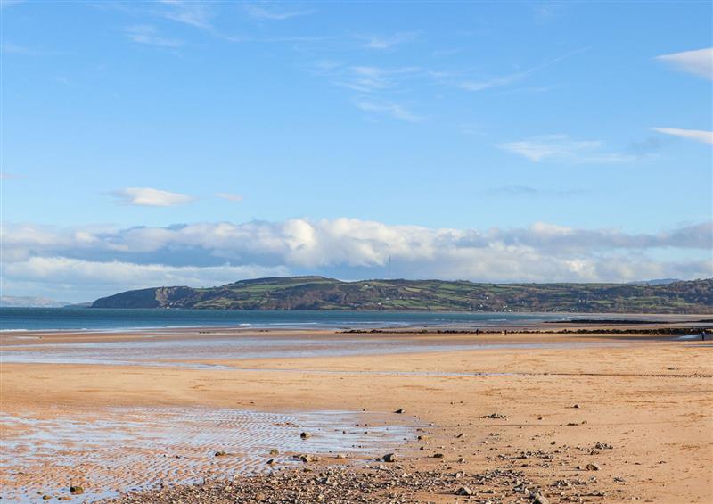 The setting of Tinkers Patch at Tinkers Patch, Benllech