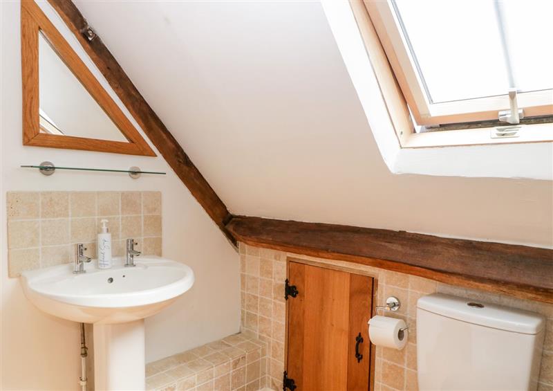 The bathroom at Tinkley Cottage, Nympsfield near Nailsworth