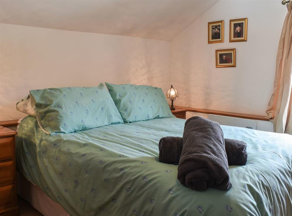 Double bedroom at Tinners Gate in Pensilva, Cornwall