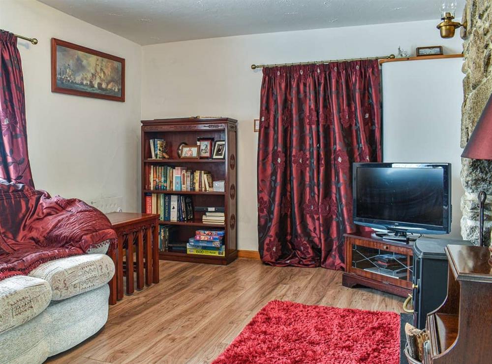 Living room (photo 2) at Tinners Gate in Pensilva, Cornwall