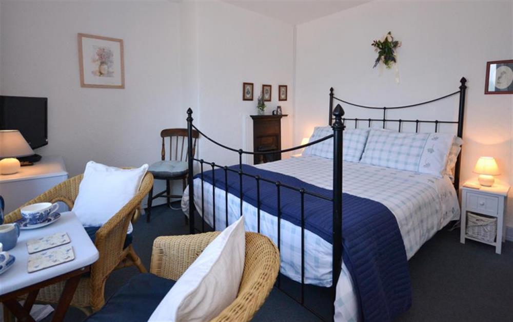 The double bedroom. at Tinsey Cottage in Beesands