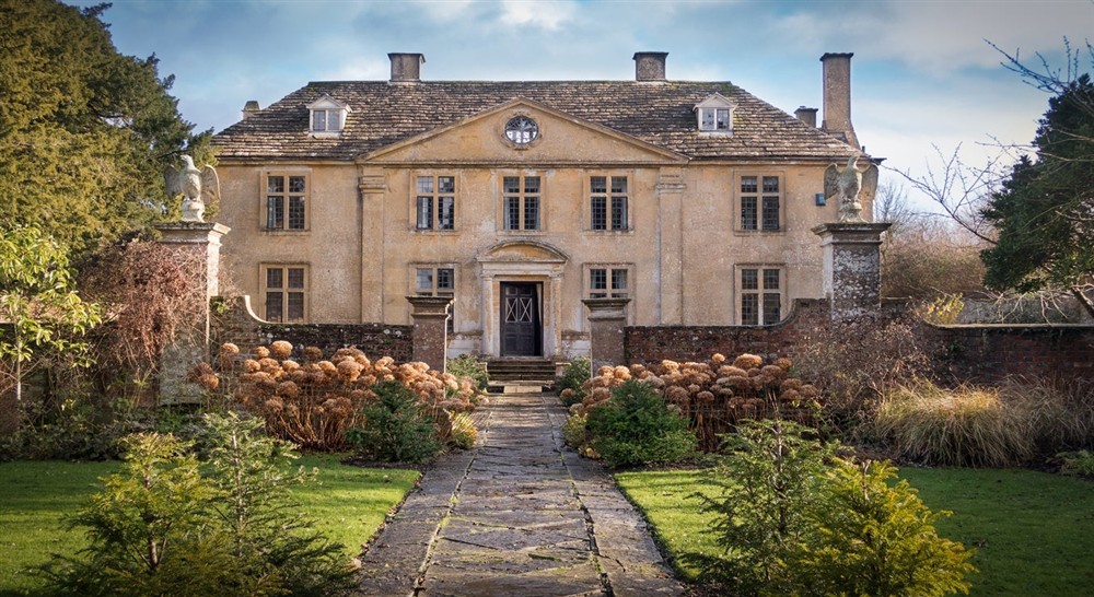 The grand exterior of Tintinhull House, Yeovil, Somerset (photo 2) at Tintinhull House in Yeovil, Somerset