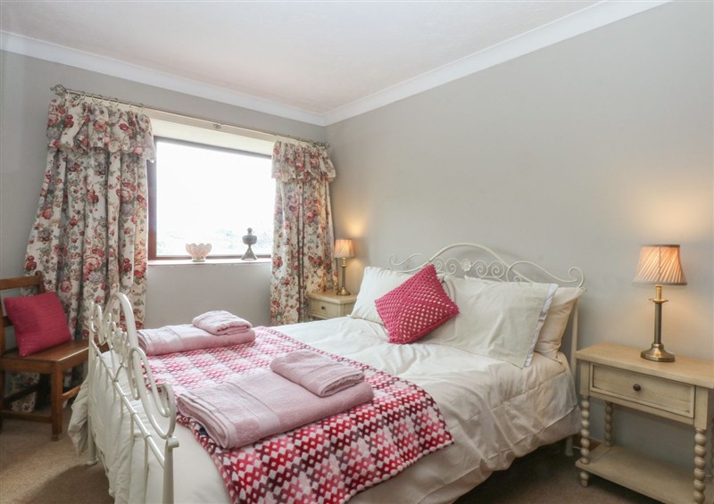 This is a bedroom at Tir Mawr, Niwbwrch (newborough)