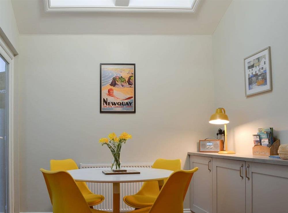 Light and airy breakfast area in the kitchen at Tolcarne Retreat in Newquay, Cornwall