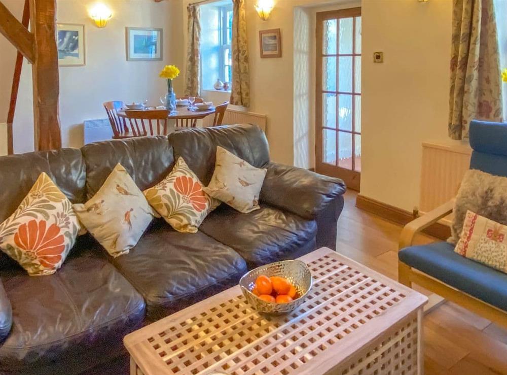 Living room (photo 5) at Toms Lodge in Ashbourne, Derbyshire