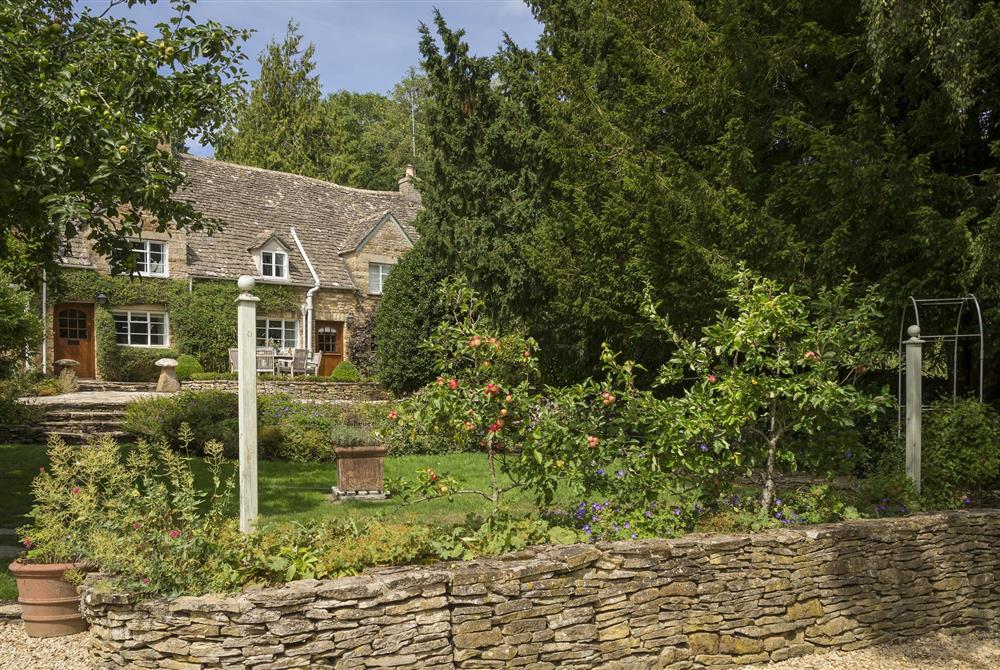 Originally four workmen’s cottages, this property has been sympathetically restored to provide a high standard of accommodation