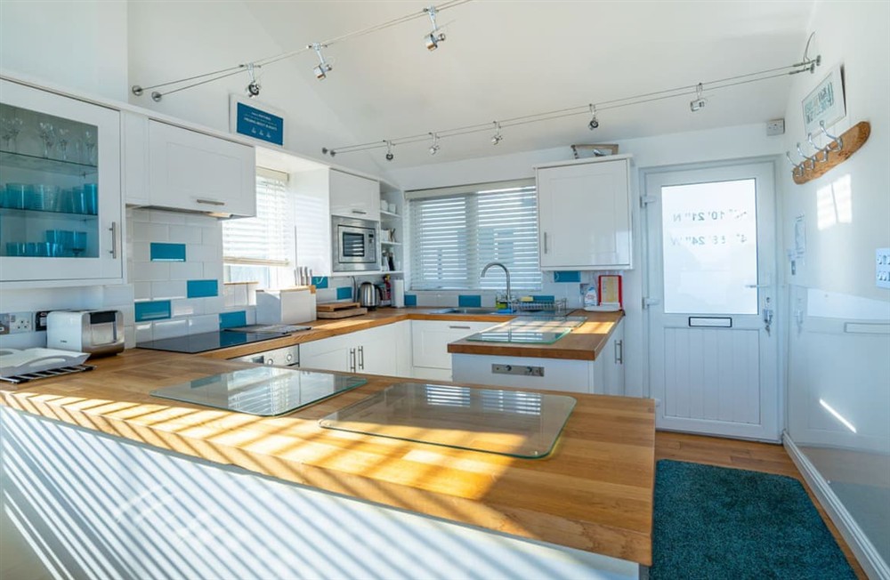 Kitchen area at Top Deck in Portscatho, Cornwall
