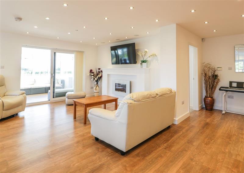 Enjoy the living room at Top Of The Lane Holiday Apartment, Benllech