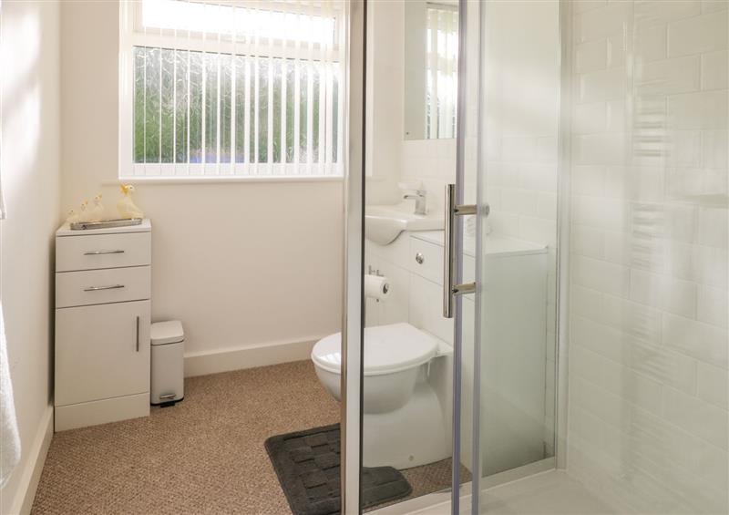 This is the bathroom (photo 2) at Top Of The Lane Holiday Apartment, Benllech