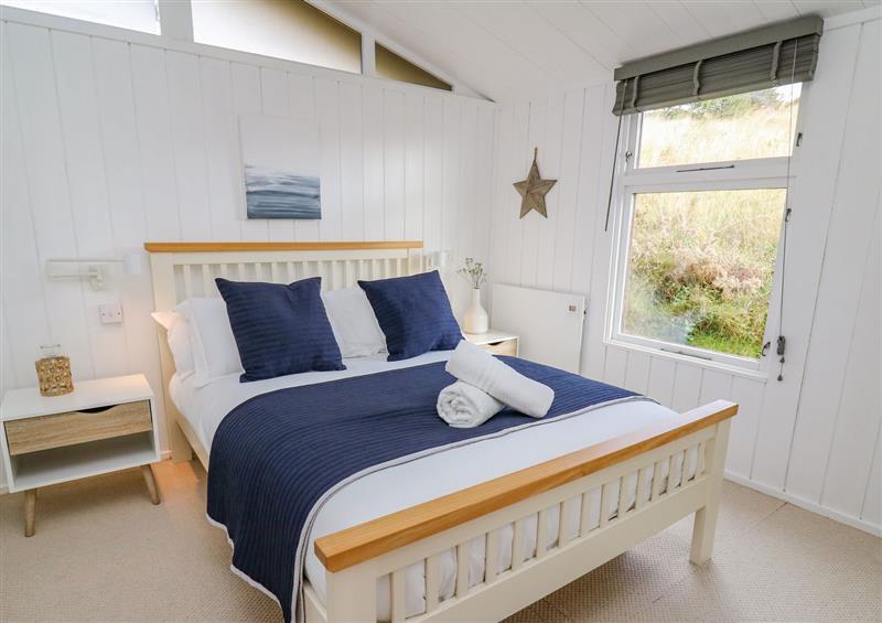 This is a bedroom at Top Of The World Lodge, Aberdovey