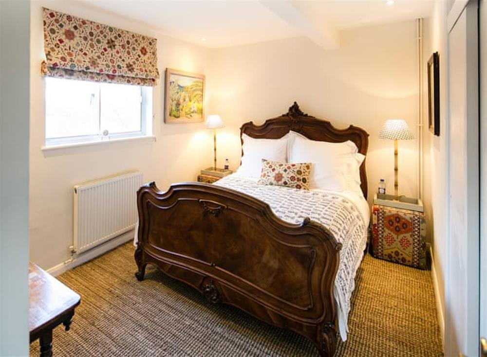 Double bedroom at Tor Hatch Cottage in Guildford, Surrey