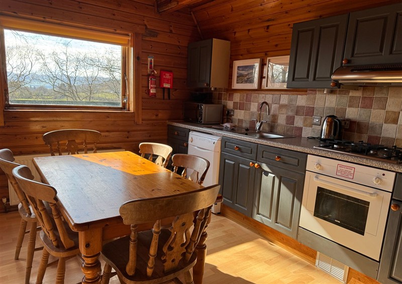 The kitchen at Tor View, Finlakes Holiday Park near Chudleigh