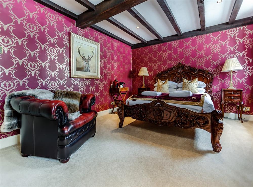 Double bedroom (photo 6) at Tormaukin House in Glendevon, near Gleneagles, Clackmannanshire