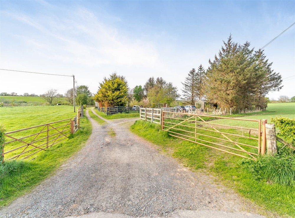 Driveway at Torr Cottage in Dalrymple, Ayrshire