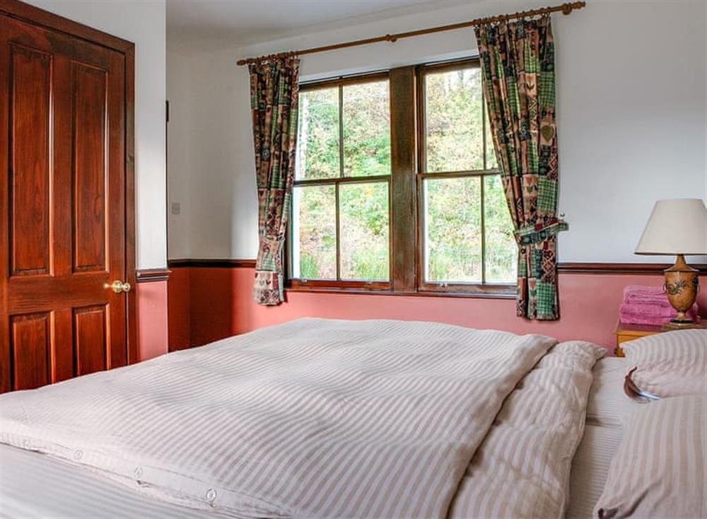 Comfortable double bedroom at Gardeners Cottage, 