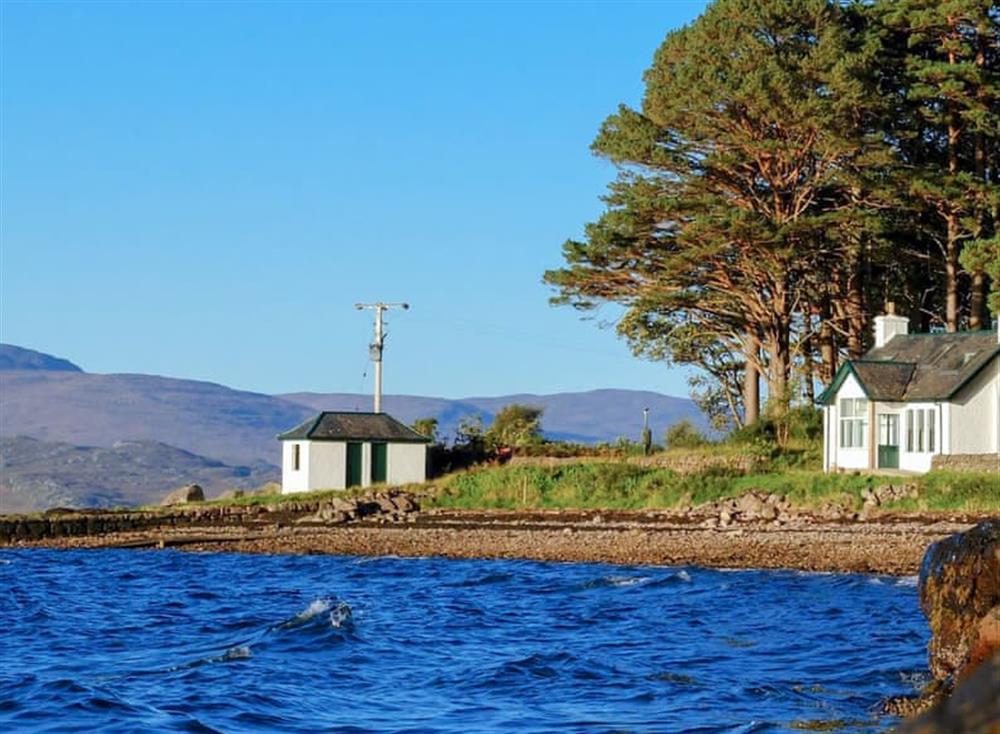Holiday home in a delightful location at Lochside Cottage, 