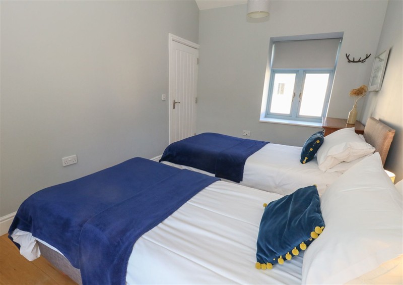 Bedroom (photo 3) at Tothery, Hooke near Beaminster
