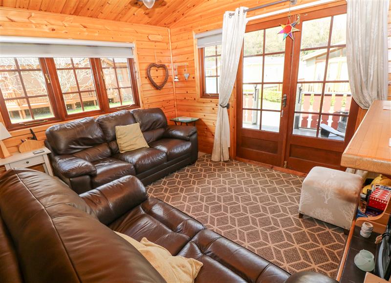 The living area at Touchwood Lodge, Amroth