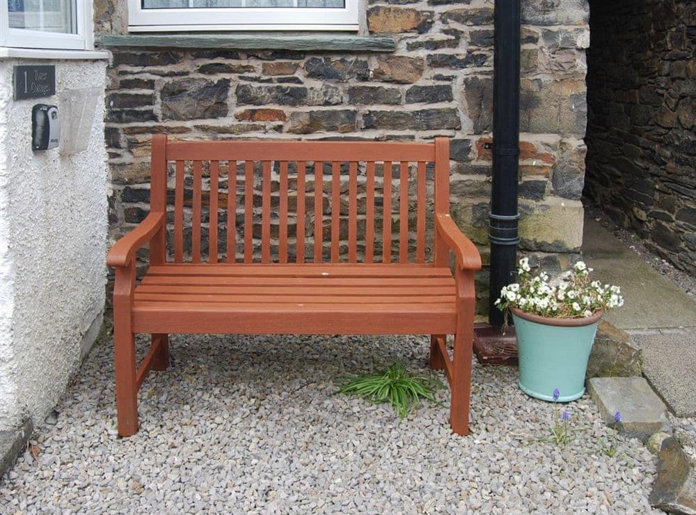 Sitting-out-area at Tower Cottage in Keswick, Cumbria