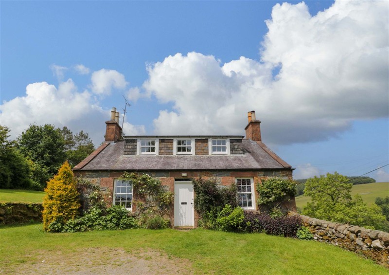 Enjoy the garden at Townhead of Auchenbainzie, near Thornhill