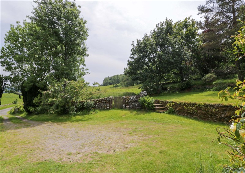 The garden in Townhead of Auchenbainzie (photo 3) at Townhead of Auchenbainzie, near Thornhill