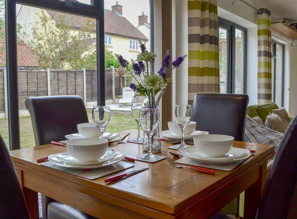 Quaint dining area at Townsend Pod in Moorlinch, near Bridgwater, Somerset