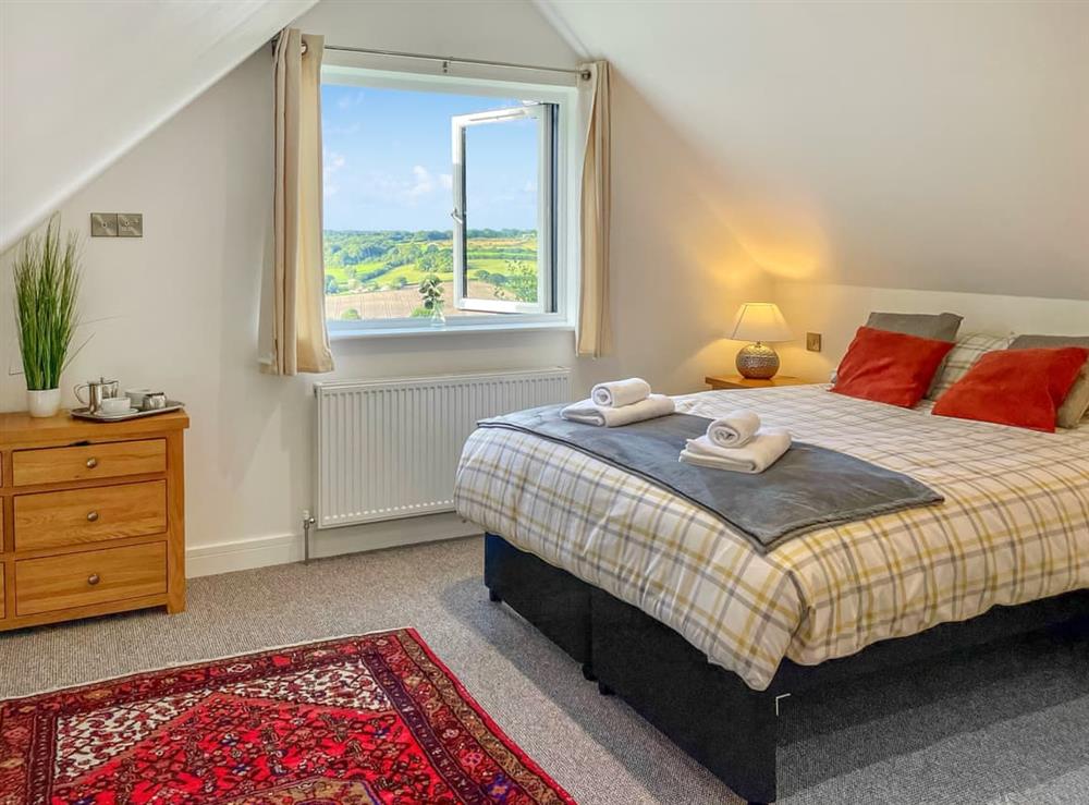 Double bedroom (photo 3) at Trafalgar in Newport, Isle of Wight